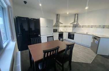 10 Kinterbury Street, City Centre, Plymouth - Image 2